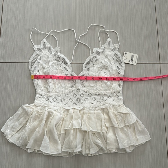Free People NWT Adella Cami Lace Tank Ruffled Top with adjustable Straps. - Picture 11 of 14
